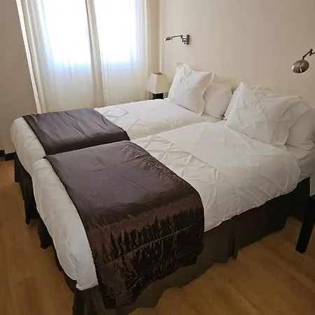 Hotel Asador Versus